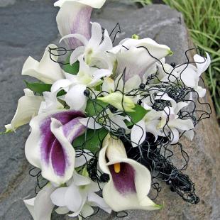 BB0645-Modern Wired Mini Calla Lily and Orchid Bouquet