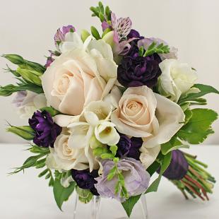 BB0913-Lavender, Purple and Whites Bridesmaids Bouquet
