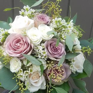 BB1513-Amnesia and Vendella Rose Brides Bouquet