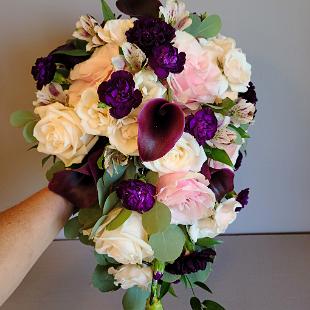 BB1601-Cascading Blush and Plum Brideal Bouquet