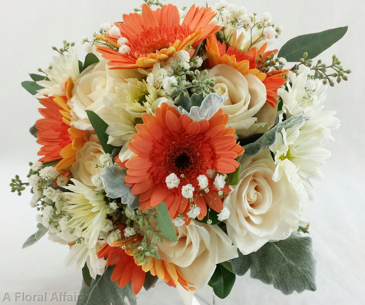 BB0995-Ivory and Coral Brides Bouquet
