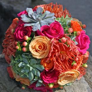 BB0715-Vibrant Garden Bouquet