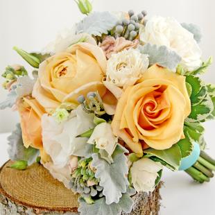 BB0765-Vintage, Romantic Garden Bouquet