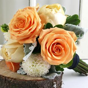 BB0814-Apricot and Ivory Bridesmaids Bouquet