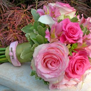 BB0040-Pink Rose and Alstroemeria Bridal Bouquet
