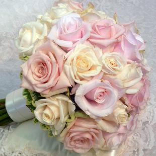 BB0112-Pale Pink and Ivory Rose Wedding Bouquet
