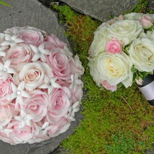 BB0133-Traditional Round Pink Rose Bouquets