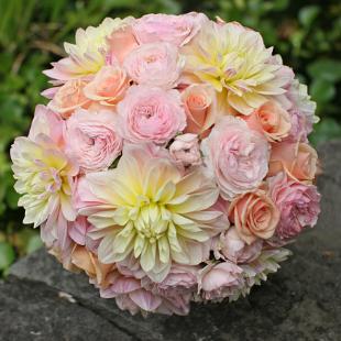 BB0499-Round Pink and Apricot Bridal Bouquet