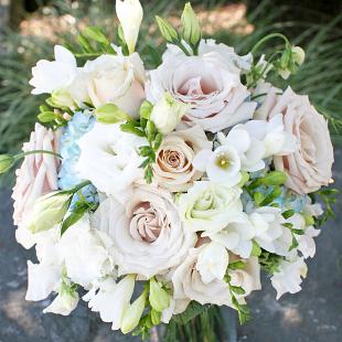 BB0602-Vintage Garden Wedding Bouquet