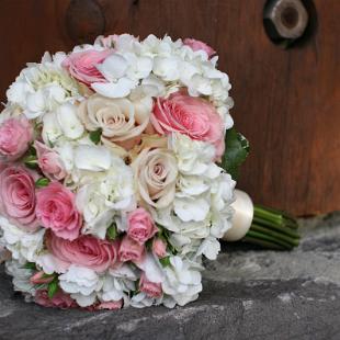 BB0614-Round Rose and Hydrangea Bride's Bouquet
