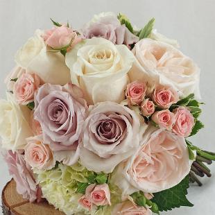 BB1302-Brides Bouquet with White Ohara and Blush Roses