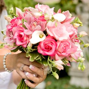 BB1309-Pink Rose, Orchid, Mini Calla and Sweetpea Wedding Bouquet