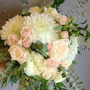 BB1669- White and Pink Cascading Bouquet