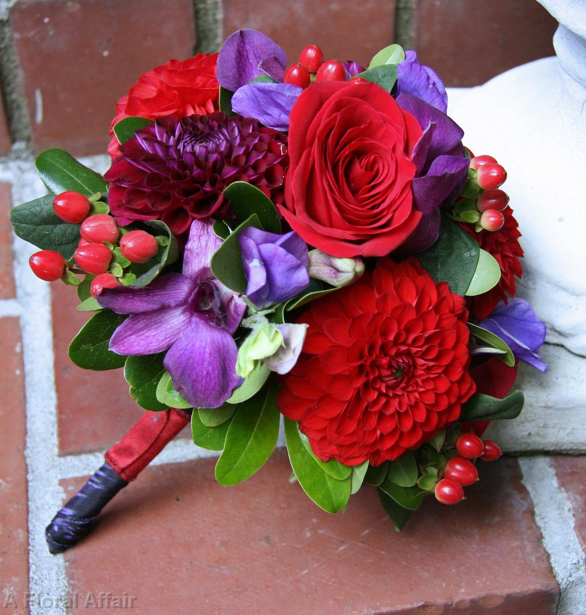 BB0711-Red and Purple Throw Bouquet