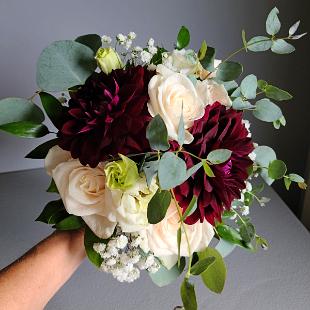 BB1604-Burgundy and White Bridesmaid Bouquet