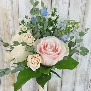 BB1460-Green, Ice Blue and Soft Pink, Bridesmaids Bouquet