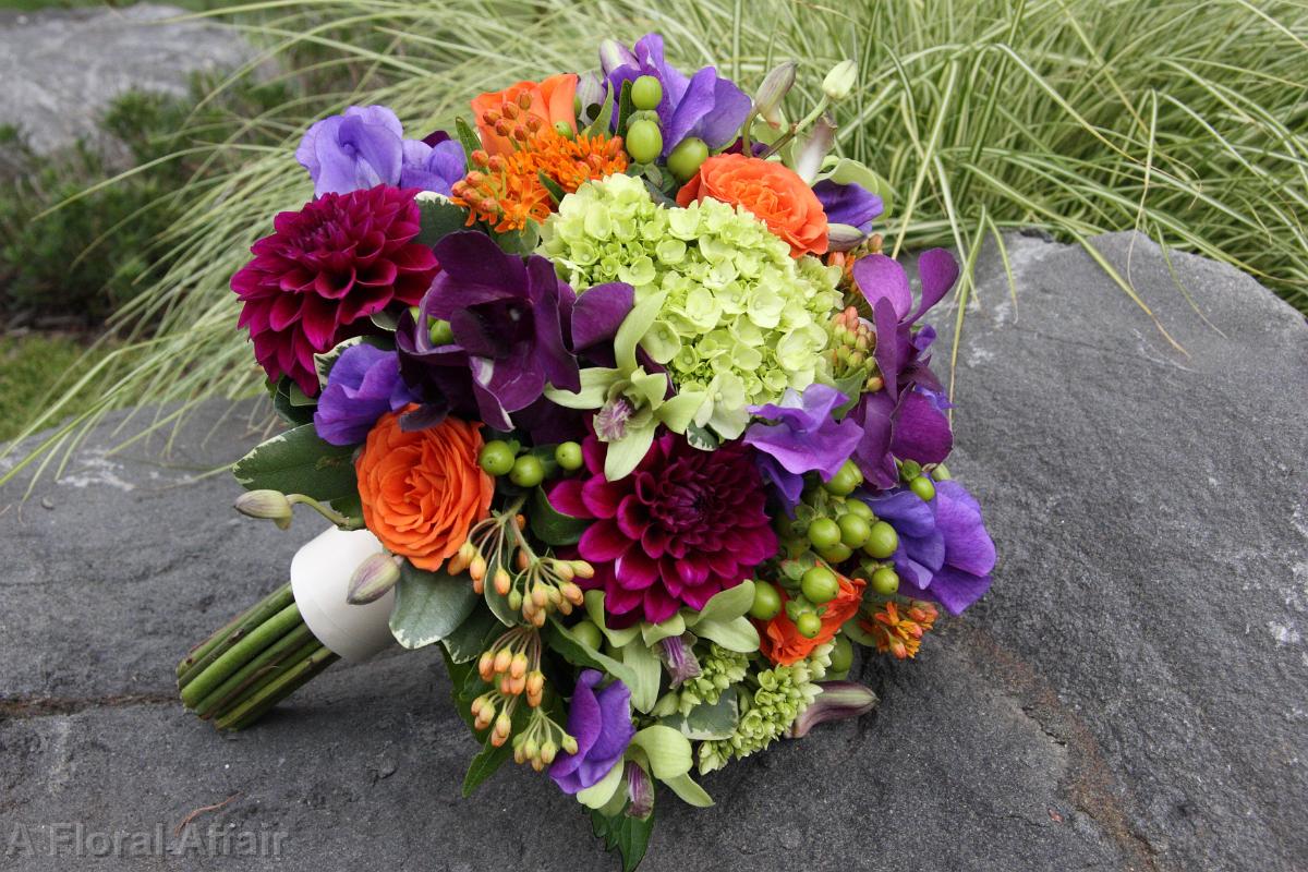 BB0841-Summer Brides Bouquet