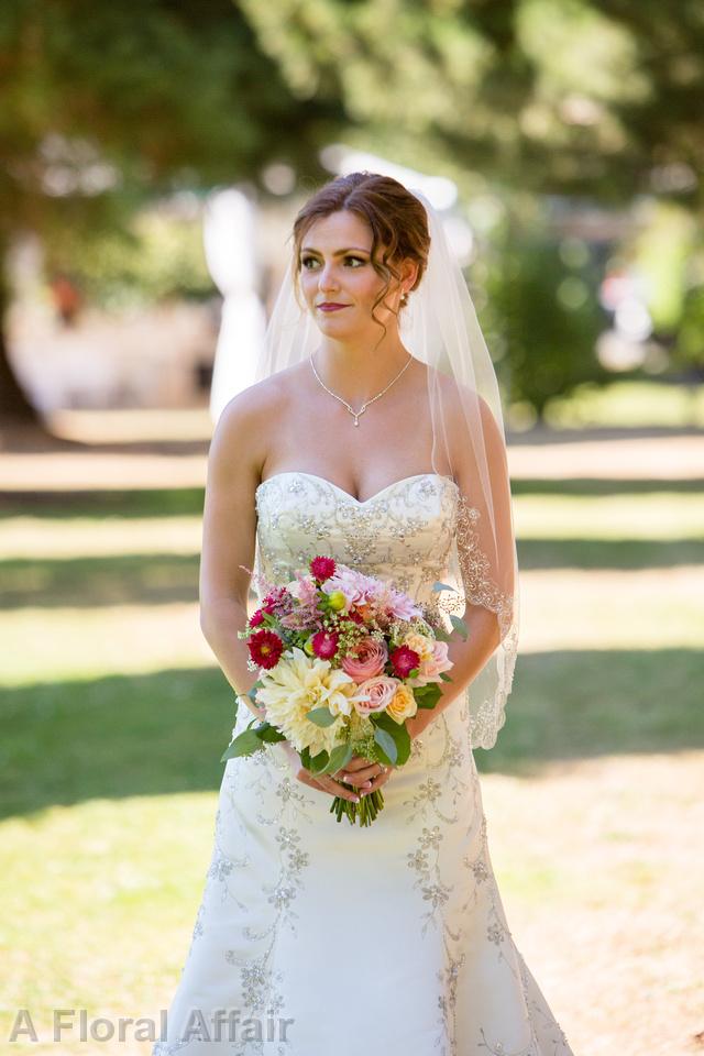 BB1267-Summer Wedding Bouquet