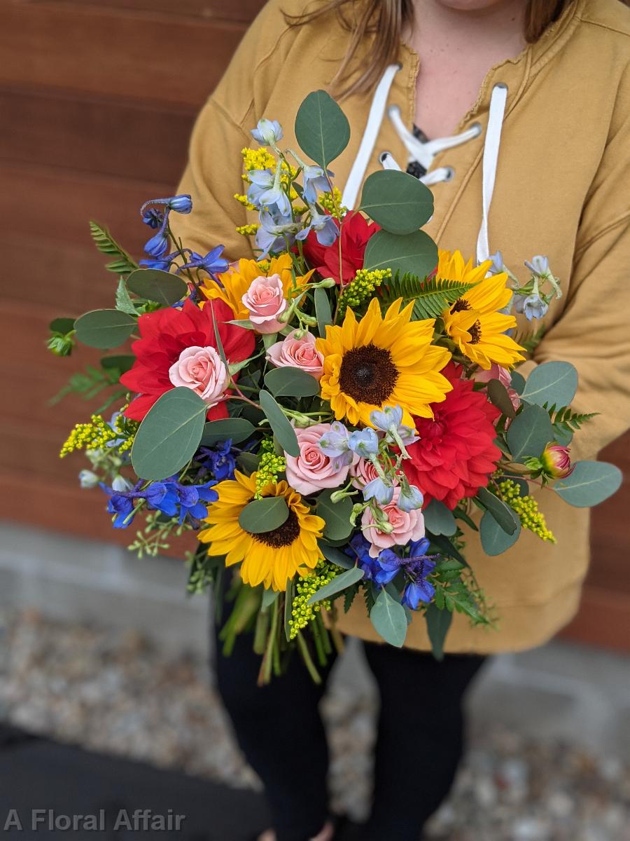 BB1686- Bright Summer Bouquet with Sunflowers and Dahlias