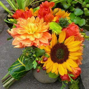 BB0144-Bright Sunflower Bridal Bouquet