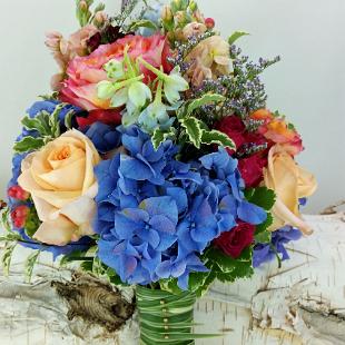 BB1189-Vibrant summer wedding bouquet