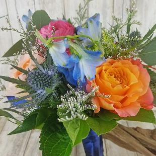 BB1470-Tropical Shades of Summer Bridesmaids Bouquet