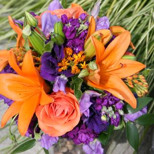 BB8128-Purple and Orange Bouquet