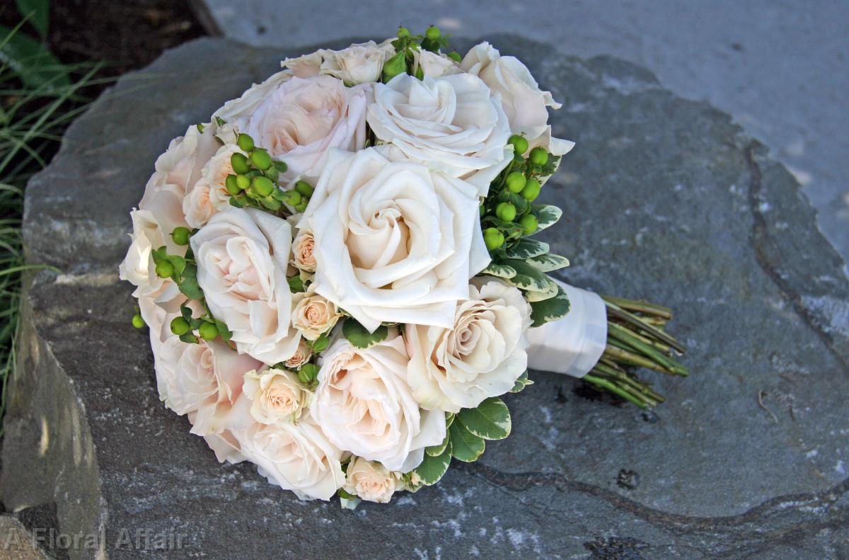 BB0561B-Traditional Champagne and Ivory Rose Bridal Bouquet