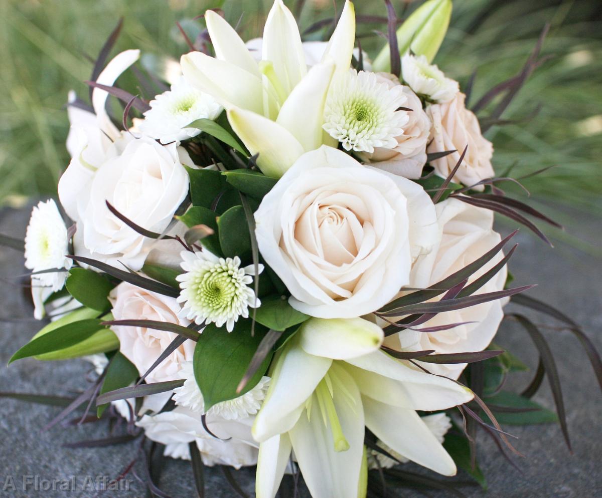 BB0594-White and Chocolate Bridal Bouquet