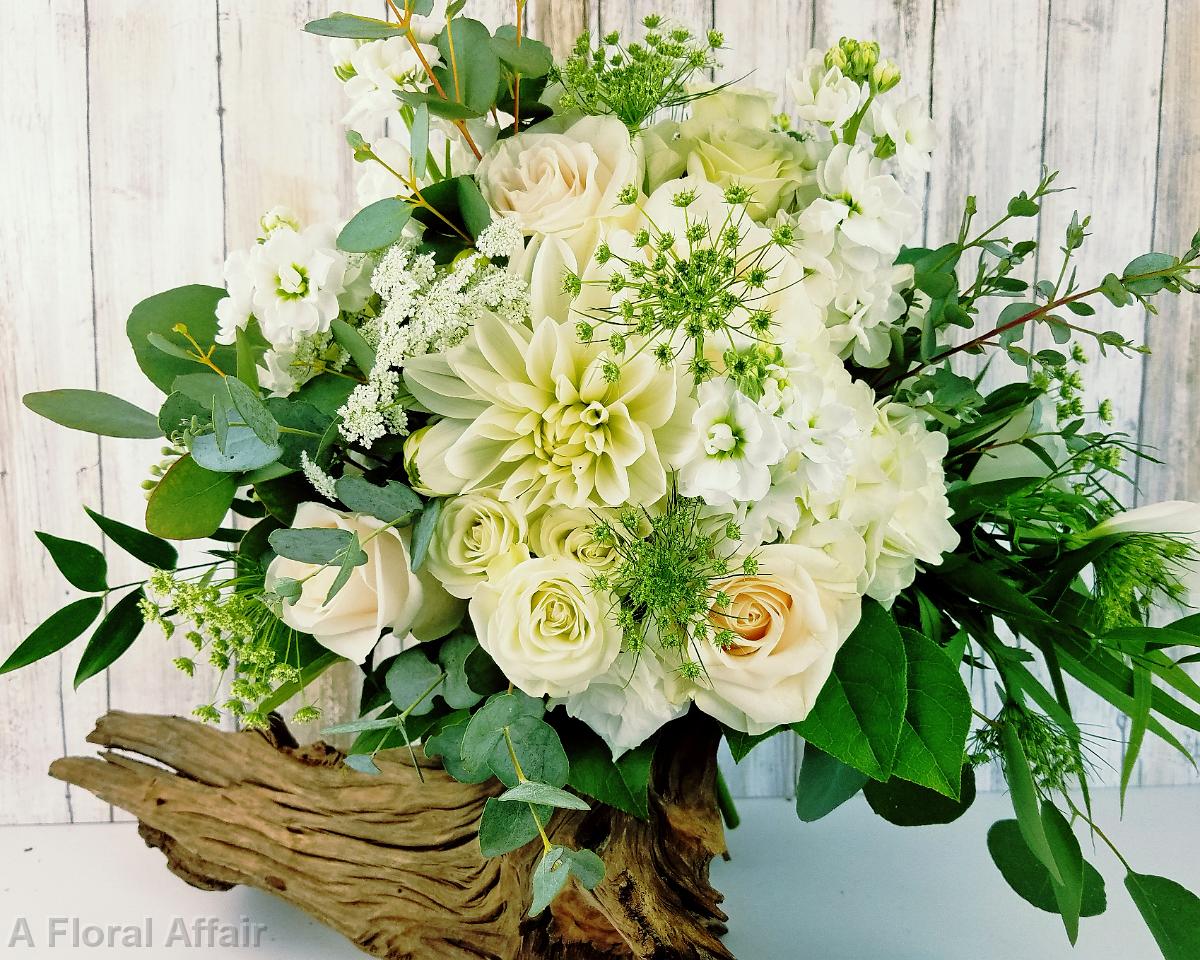 BB1398-Relaxed White and Green Wedding Bouquet