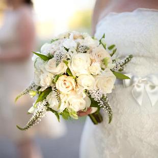 BB0383-Vintage Romantic White Rose Bridal Bouquet