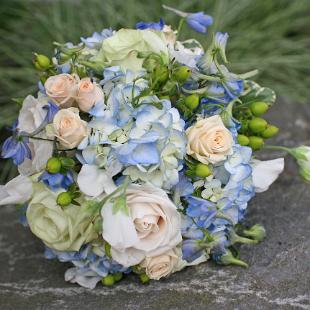 BB0577-Blue Hydrangea, Champagne and Ivory Rose Bridal Bouquet