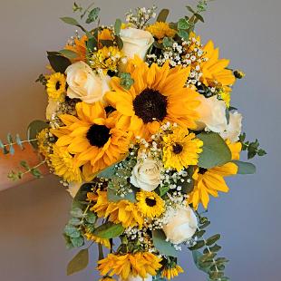 BB1586-Cascading sunflower and white rose bouquet