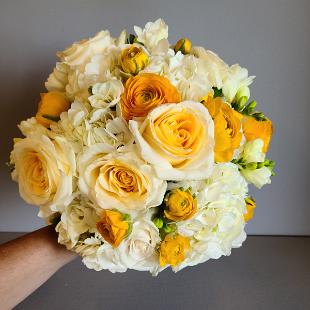 BB1589-Yellow and White Rose and Ranunculas Brides Bouquet edited-1