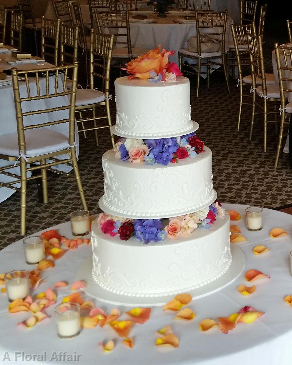 CA0159-Wedding Cake with Mixed Flowes Between Layers