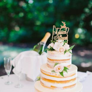 CA0204-Naked Cake with Soft Pink and White Blooms