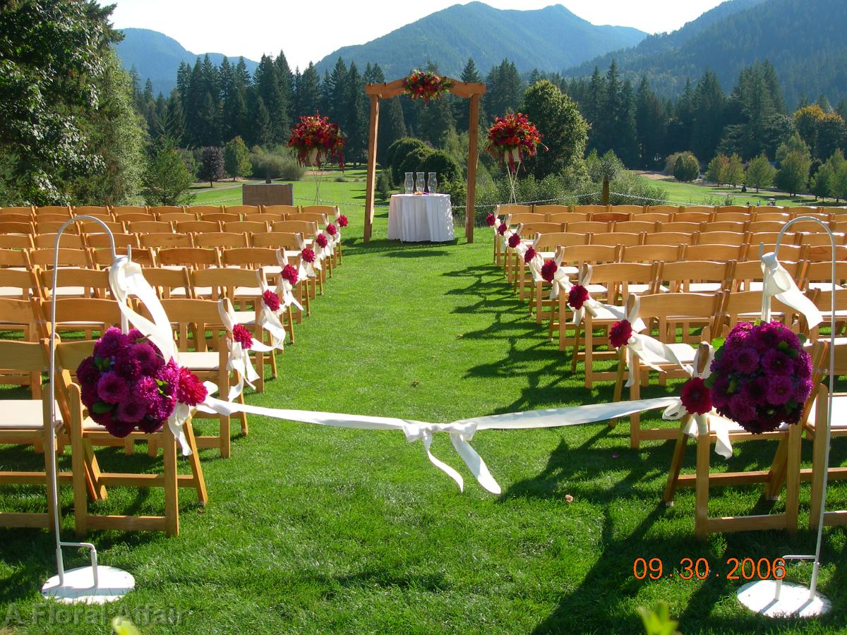 AM0122-Ceremony Flowers at The Resort at The Mountain, Welches OR.