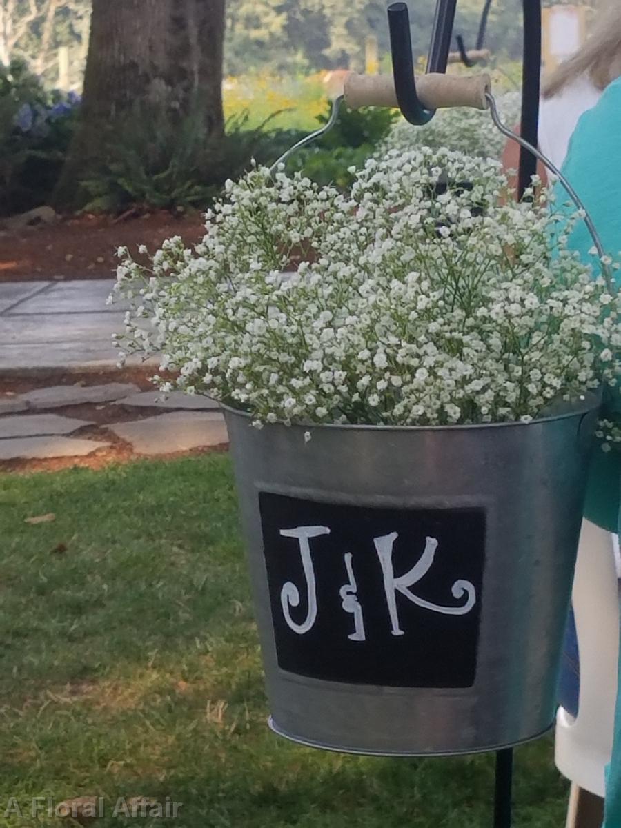 CF0916-Babys Breath in Galvanized Bucket and Baby's Breath Aisle Flowers