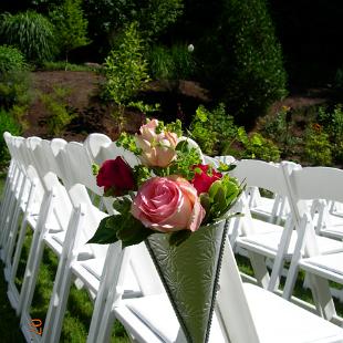 AM0096-Abernethy Abigail's Garden Aisle Flowers