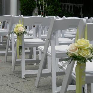 AM0258-Pale Yellow Rose Aisle Flowers