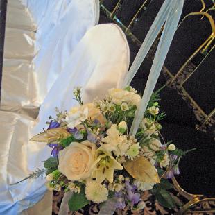 AM0377- White and Light Blue Wedding Aisle Flowers
