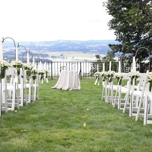 AM0427-Romantic Country Garden Aisle Flowers