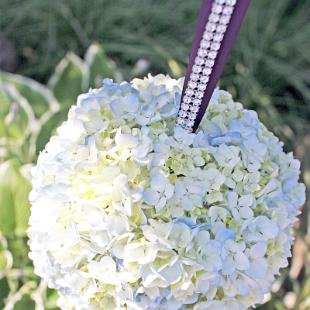 AM0581-Blue Hydrangea Kissing Ball