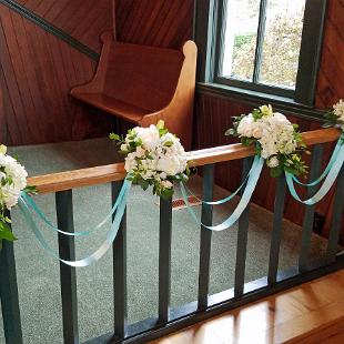 CF0882-White Hand Rail Arrangements