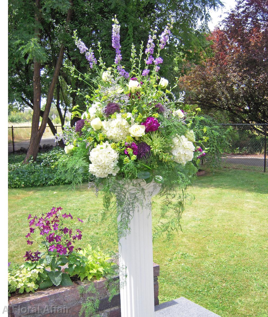 CF0345-Lavender and White Outdoor Wedding Arrangement