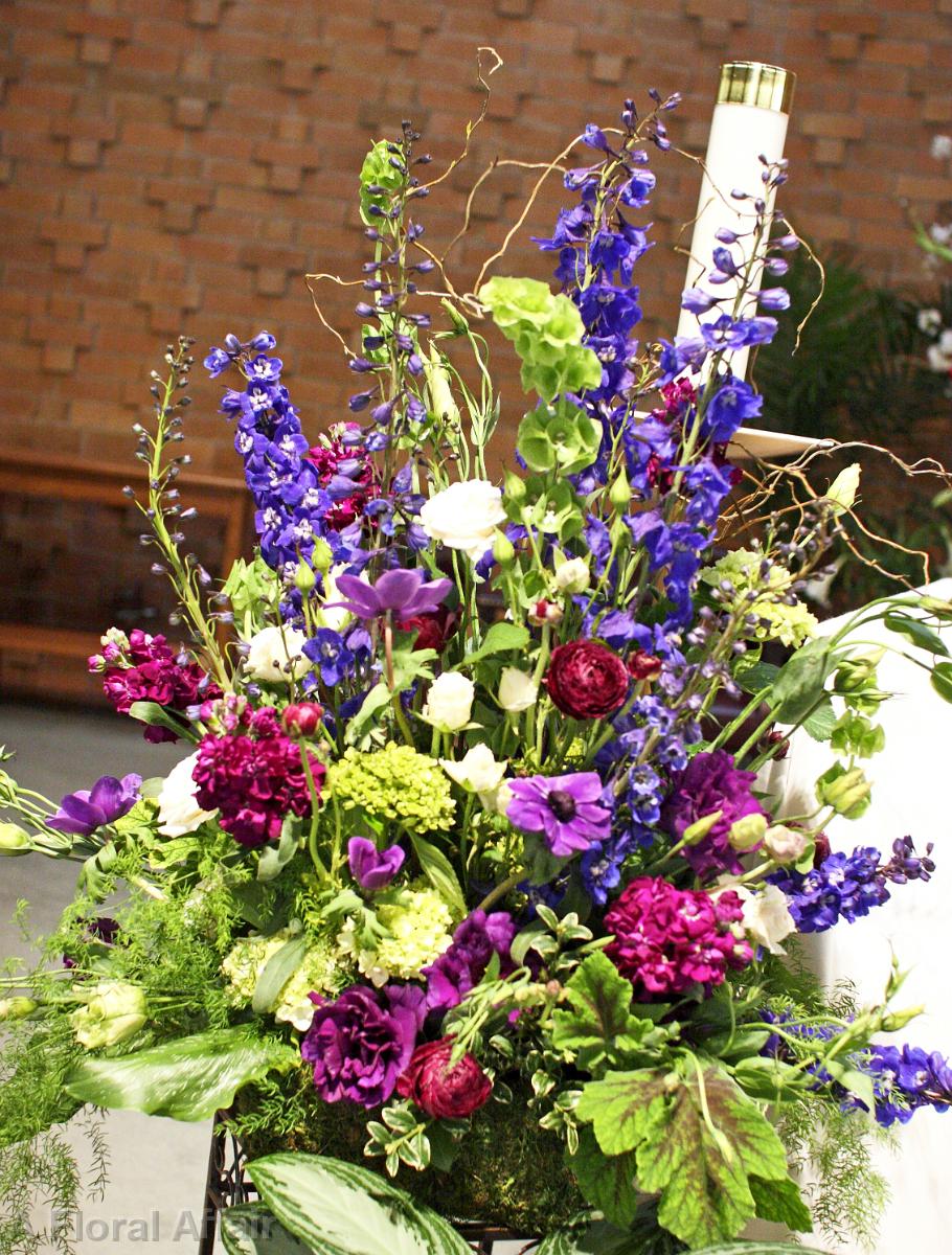 CF0604-Purple And Green Woodland Wedding Alter Arrangement