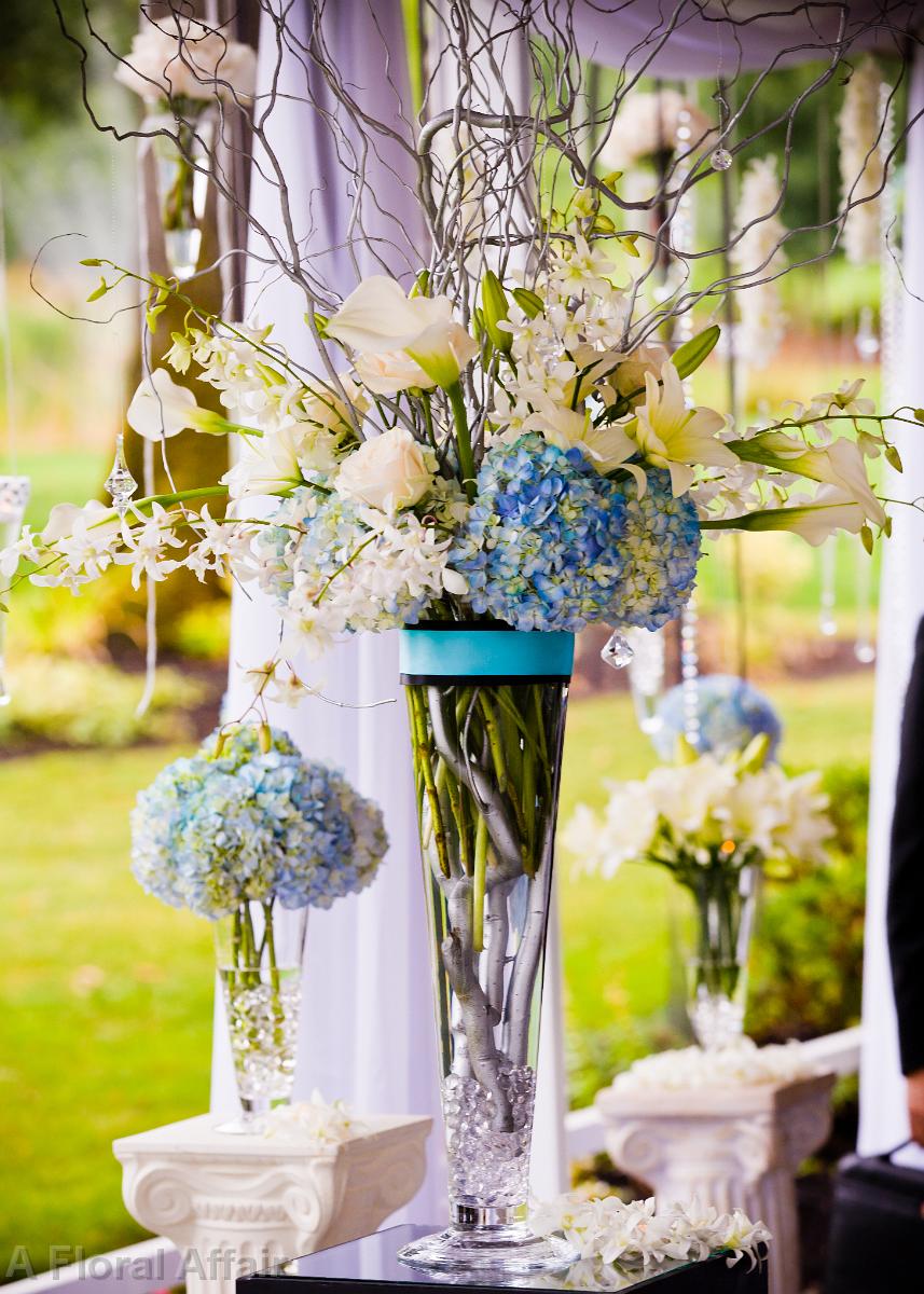 CF0625-Creative Pool Blue and White Wedding Flowers