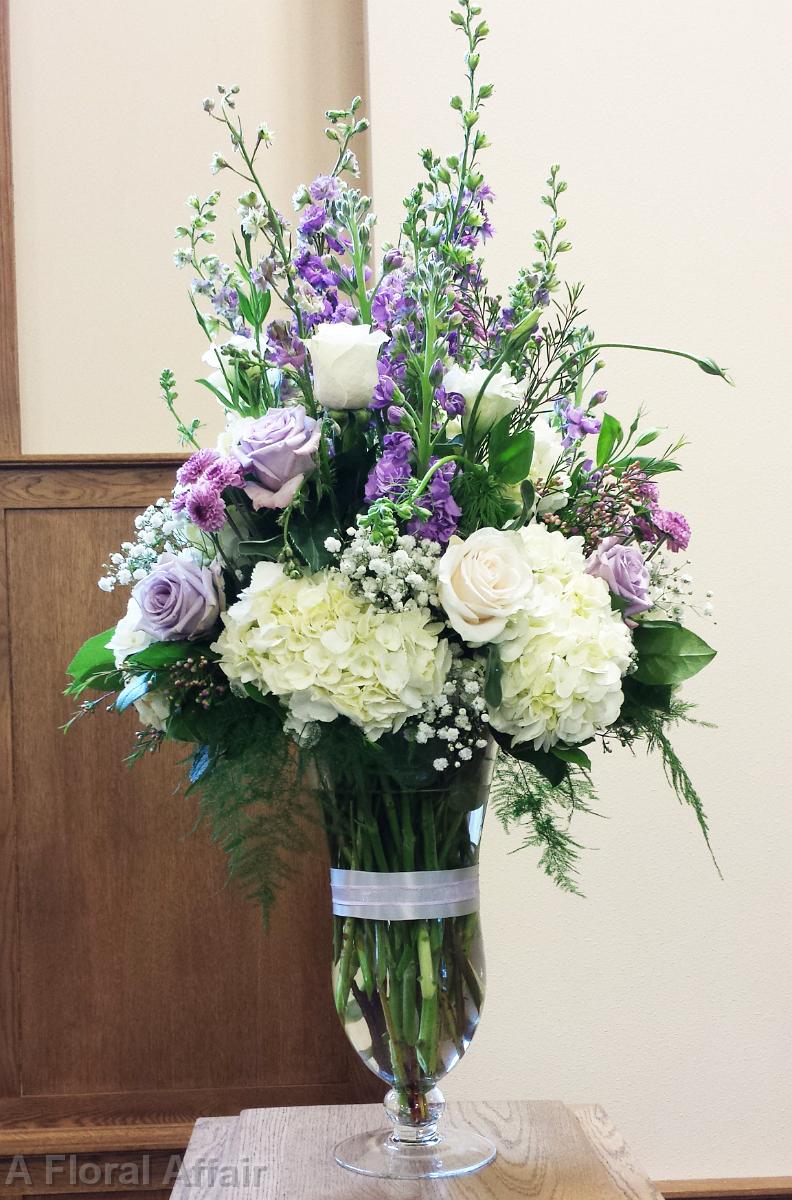 CF0658-Lavender and White Wedding Arrangements