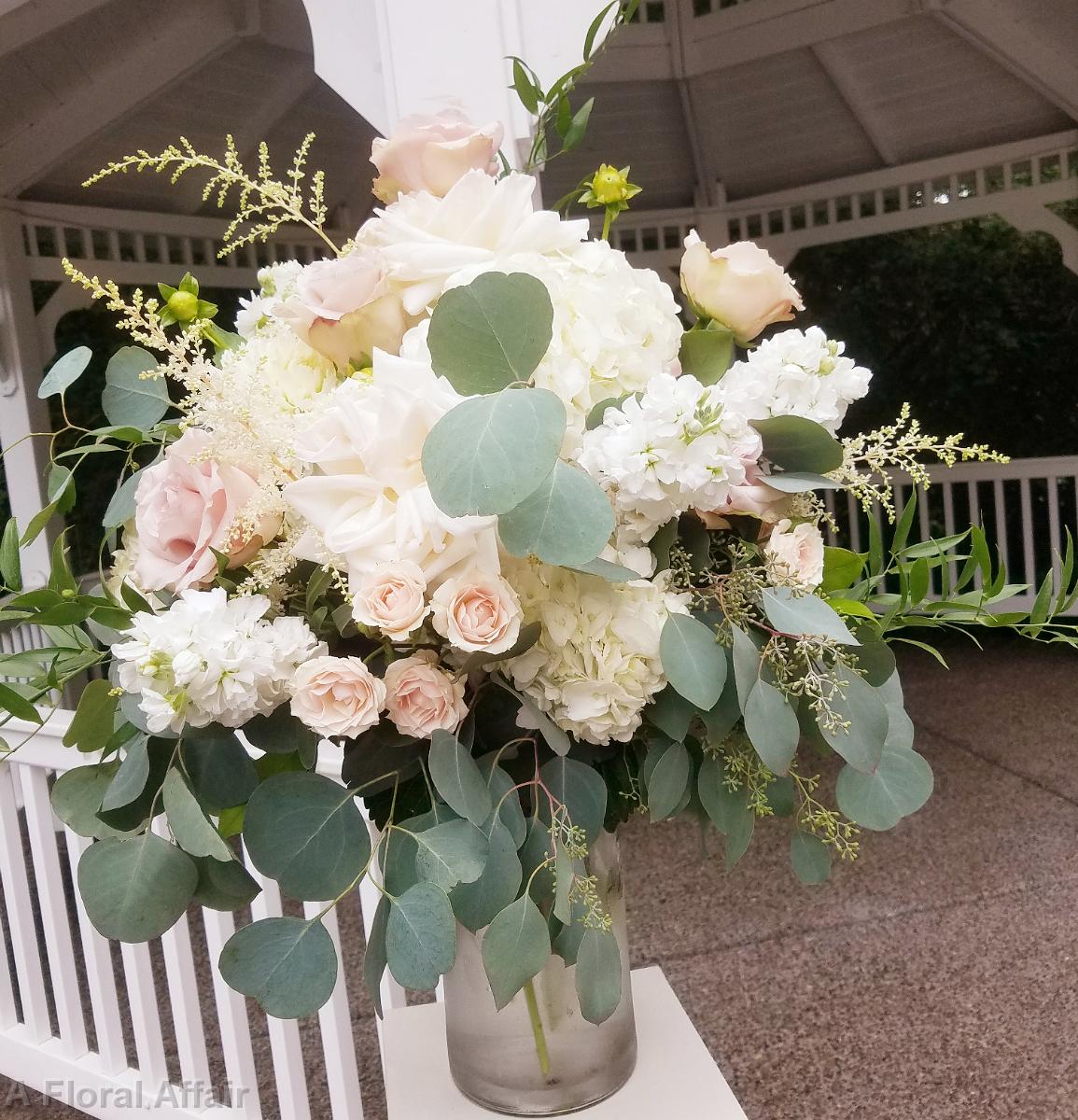CF09267-Classic Blush Pink and White Ceremony Arrangement