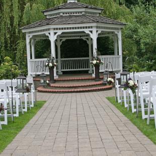 AM0510-Wedding Aisle Lanterns